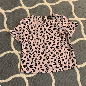 W5 Leopard Print Black and Pink Top Size Medium